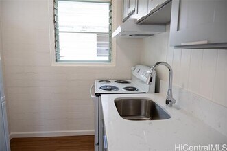 1340 Wilder Ave in Honolulu, HI - Building Photo - Building Photo