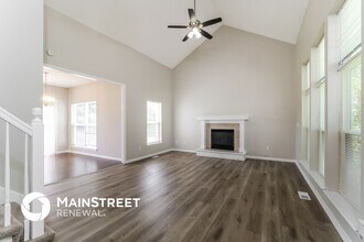 18417 Spruce St in Gardner, KS - Building Photo - Building Photo