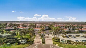 215 S Ocean Grande Dr in Ponte Vedra Beach, FL - Building Photo