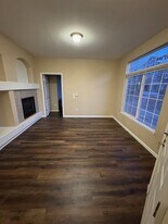 1520 S Florence Way, Unit 105 in Denver, CO - Building Photo