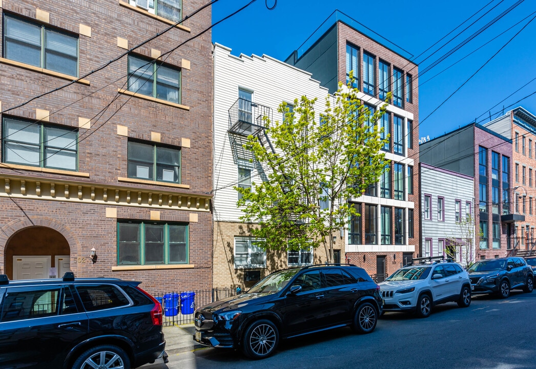 504 Jefferson St in Hoboken, NJ - Foto de edificio