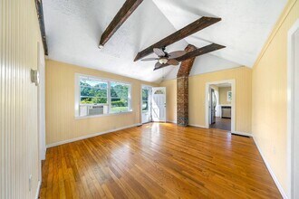 61 Station Rd in Westhampton, NY - Building Photo - Building Photo