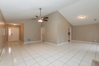 709 River Bend Dr in Jonesboro, GA - Building Photo - Building Photo