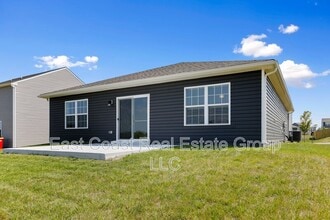266 Gumspring Dr in Charles Town, WV - Building Photo - Building Photo