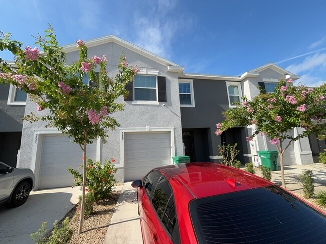 property at 5227 Dragonfly Dr