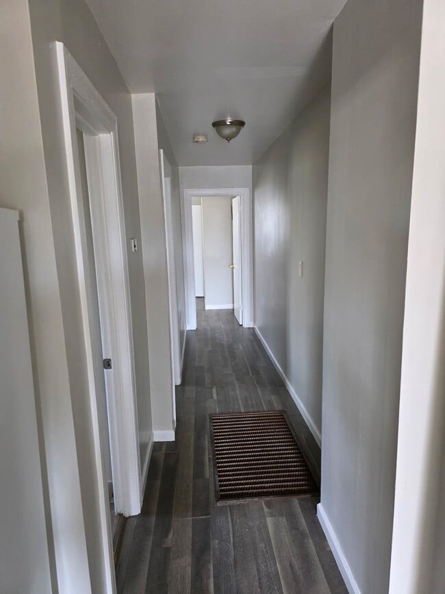 property at 1625 Oneka Ave