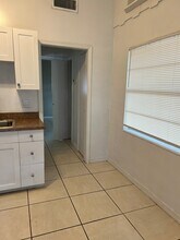 827 S 6th St in Fort Pierce, FL - Building Photo - Building Photo