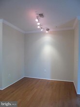 3021 Nicosh Cir-Unit -1304 in Falls Church, VA - Building Photo - Building Photo
