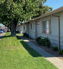 Shasta Glen Apartments in Marysville, CA - Building Photo - Building Photo