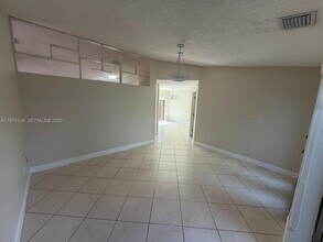 8886 SW 6th St in Miami, FL - Building Photo - Building Photo