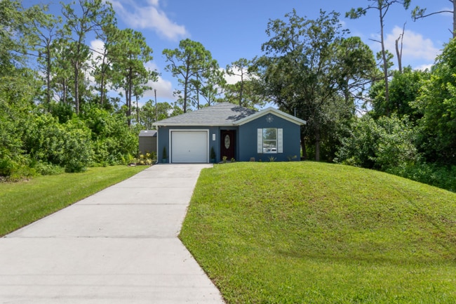 12380 Easha Blvd in Punta Gorda, FL - Building Photo - Building Photo