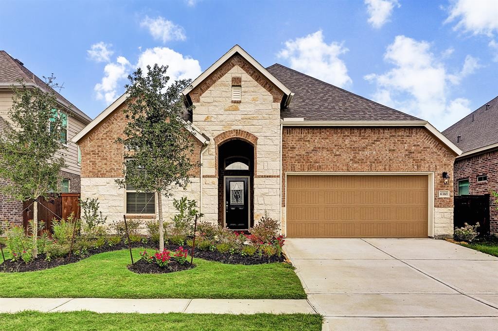 6310 Wolf Run Dr in Katy, TX - Building Photo