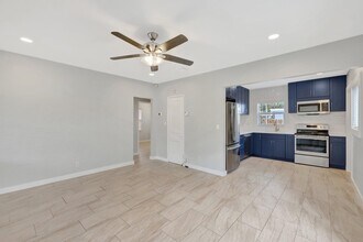 1215 NE 14th Ave in Fort Lauderdale, FL - Building Photo - Building Photo