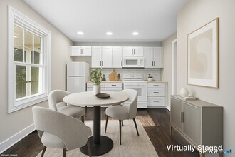 2 Sherman Ave in Greenwich, CT - Building Photo - Building Photo