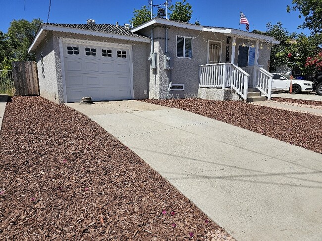 7520 San Miguel in Lemon Grove, CA - Building Photo - Building Photo