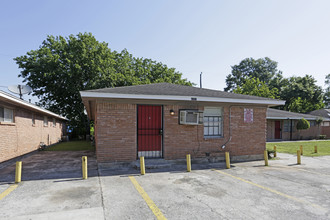 Alice Street Apartments in Houston, TX - Building Photo - Building Photo