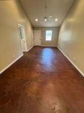 217 Broad St in Statesboro, GA - Building Photo - Building Photo