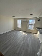 216 Church St, Unit 2 in Poughkeepsie, NY - Building Photo - Building Photo
