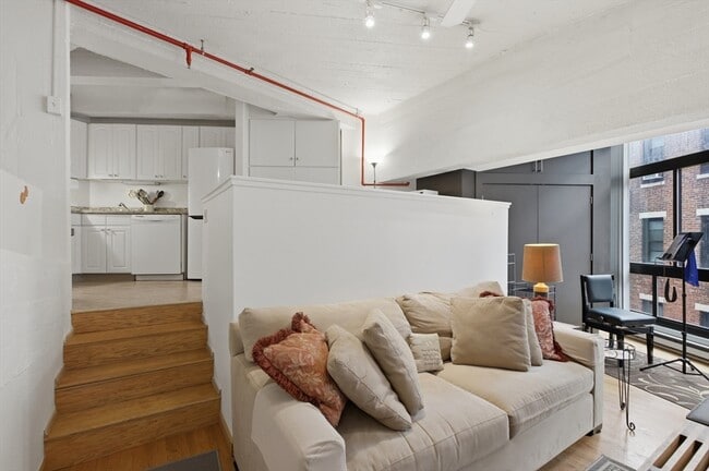 property at 12 Stoneholm St