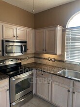 10017 Evanston Pl in Tampa, FL - Building Photo - Building Photo
