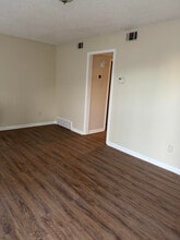 2057 Orchid Dr in Memphis, TN - Building Photo - Building Photo