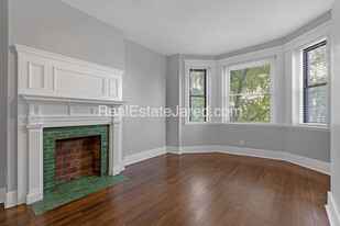 28 Glenville Ave, Unit #2 in Boston, MA - Foto de edificio - Building Photo