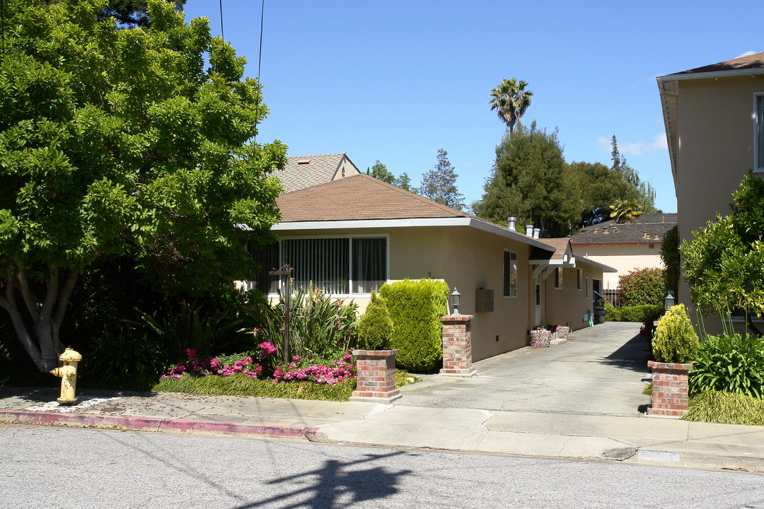 972 Alice Ln in Menlo Park, CA - Building Photo