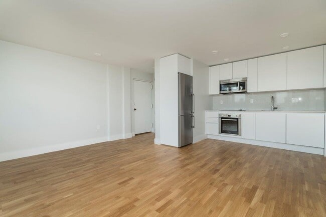 334 Harvard St, Unit K6 in Cambridge, MA - Foto de edificio - Building Photo