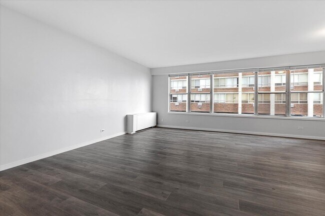 6157 N Sheridan Rd in Chicago, IL - Building Photo - Building Photo