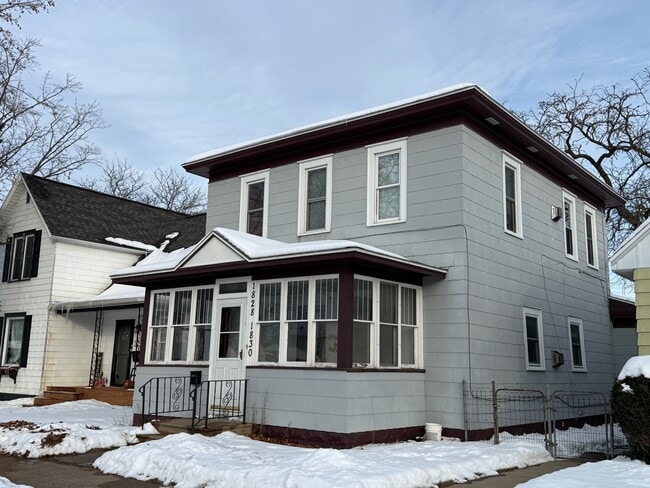 property at 1828 Wood St