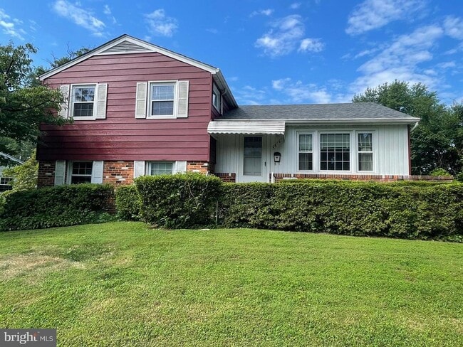 property at 3814 Archer Pl