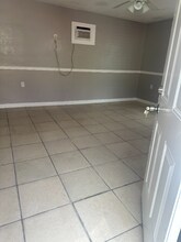 1064 N Tamiami Trl in North Fort Myers, FL - Building Photo - Building Photo