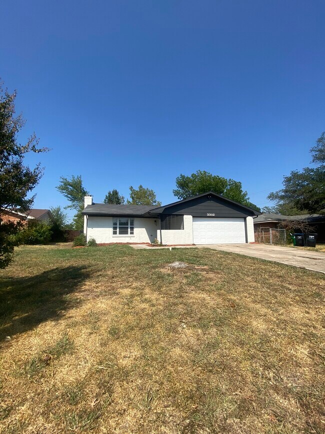 3302 Canton St Rentals in Greenville, TX