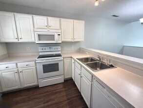 4629 McClelland Dr in Wilmington, NC - Building Photo - Building Photo