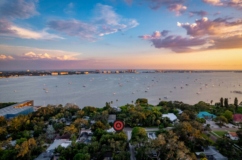 5113 31st Ave S in Gulfport, FL - Foto de edificio