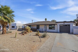 2812 N 71st Pl in Scottsdale, AZ - Building Photo - Building Photo