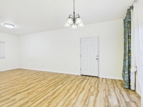 835 Marquette Loop in North Pole, AK - Building Photo - Building Photo