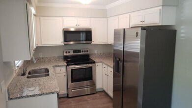 109 Greengate Ct in Cary, NC - Building Photo - Building Photo