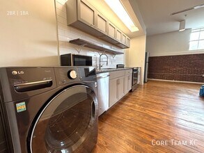 1810 Madison Ave in Kansas City, MO - Foto de edificio - Building Photo