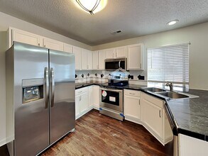 5081 Poplar Glen Dr in Matthews, NC - Building Photo - Building Photo