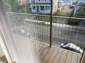 110 Summer St, Unit 3 in Malden, MA - Building Photo - Building Photo