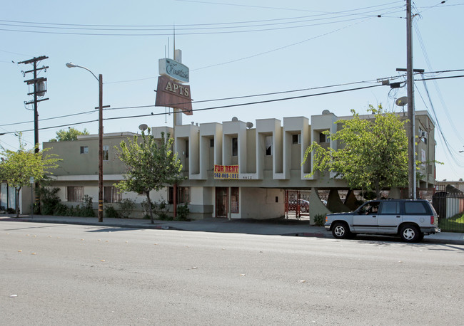 Fountain Apartments in Bell, CA - Building Photo - Building Photo