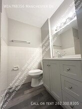 W147N8356 Manchester Dr in Menomonee Falls, WI - Building Photo - Building Photo