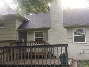 9541 Dearborn St in Overland Park, KS - Building Photo - Building Photo