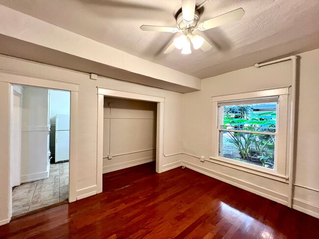 800 Pacific Ave in Long Beach, CA - Building Photo - Building Photo