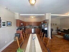 49 E Butler Ave, Unit 3B in Ambler, PA - Foto de edificio - Building Photo