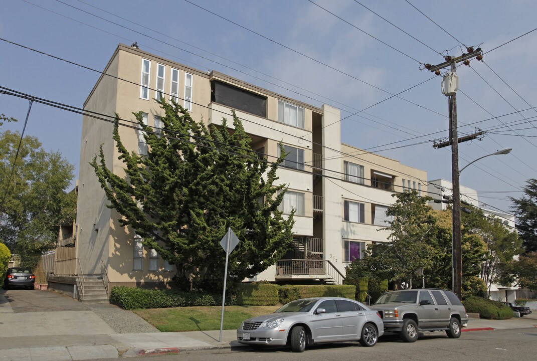 Euclid Ave Apartments in Oakland, CA - Foto de edificio