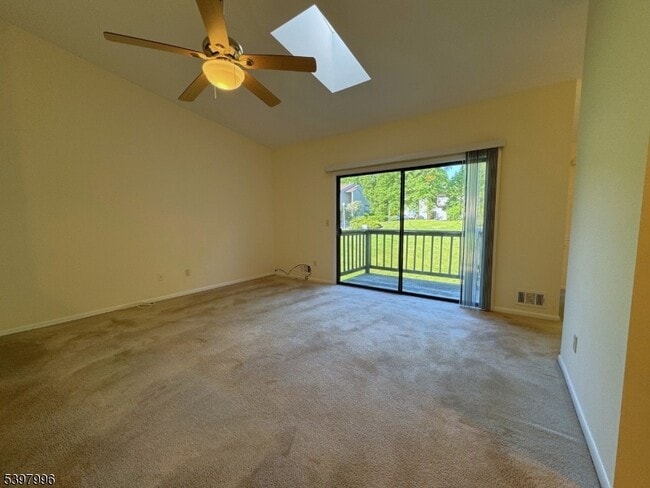 410 Spruce Hills Dr in Glen Gardner, NJ - Building Photo - Building Photo