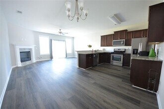 4722 Beacon Ridge Ln in Flowery Branch, GA - Building Photo - Building Photo