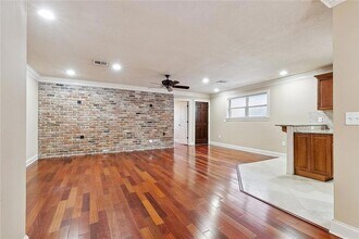 6562 Canal Blvd in New Orleans, LA - Building Photo - Building Photo
